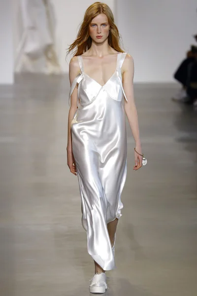 Look 2